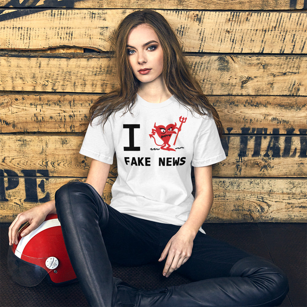 Fake News Unisex t-shirt